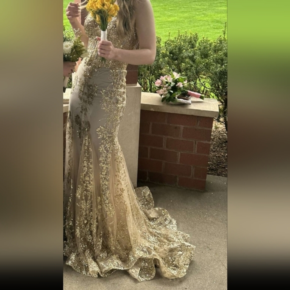 lady black tie lyra gown